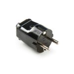 Pistik 16A 250V, maandusega, must, Famatel
